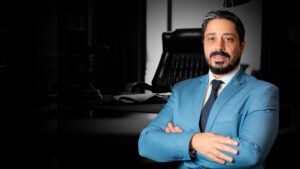 Dr. Carlos Eduardo Djamdjian